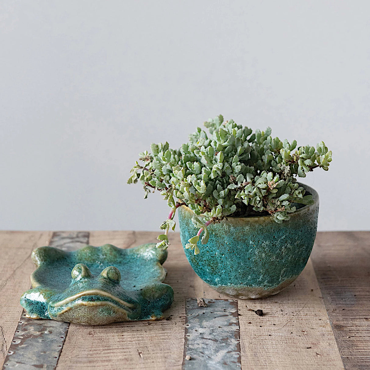 Stoneware Planter with Frog Base